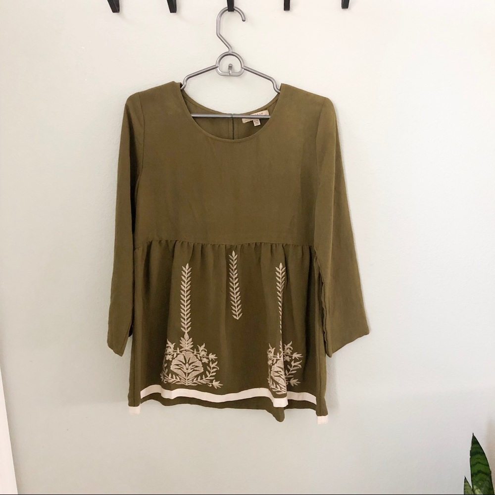 Roolee - Peplum quarter sleeve top